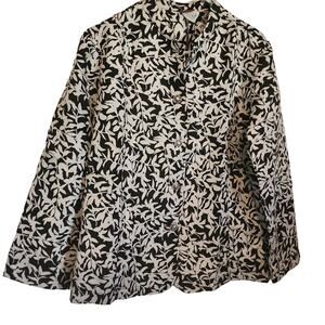 Tudor Court floral black and whit jacket